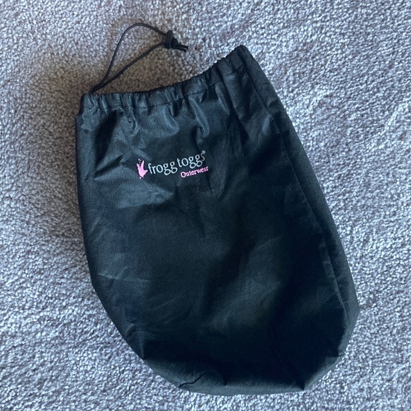 Frogg Toggs Women’s waterproof breathable rain suit - Picture 15 of 16